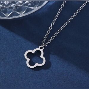 Four leaf clover silver tone necklace